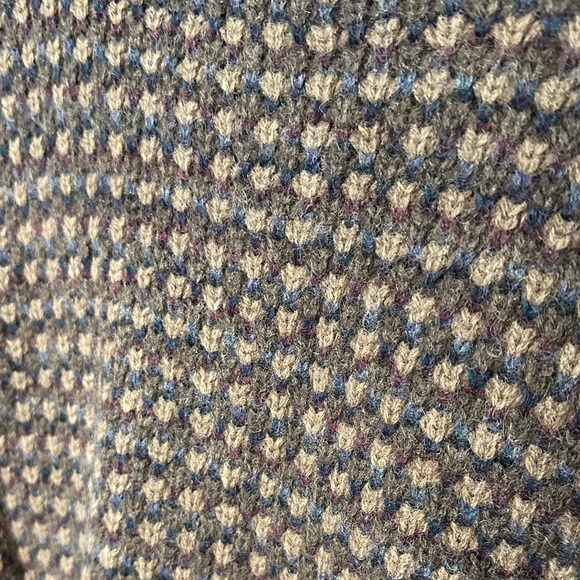 Vintage Eddie Bauer Men's Dark Brown Patterned Crewneck Sweater - Picture 6 of 8